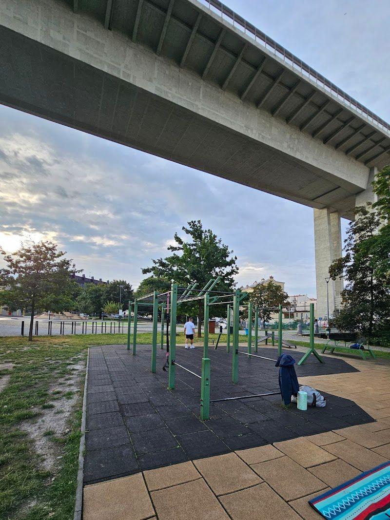 Fitness workout park Folimanka foto 2