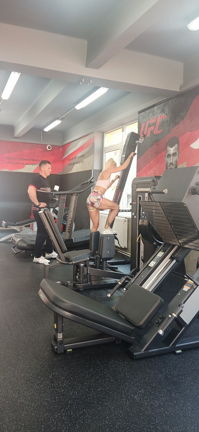 Iron Base Gym foto 2