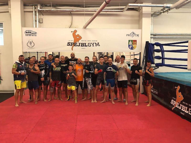 Spejbl Gym Prague foto 1