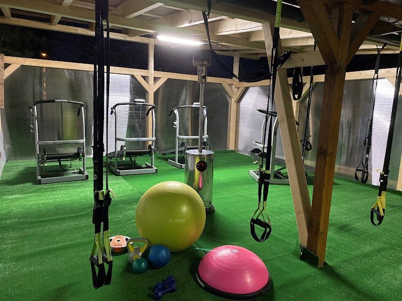 Venkovní kryté sportoviště ZŠ SPORTOVNÍ s.r.o. foto 1