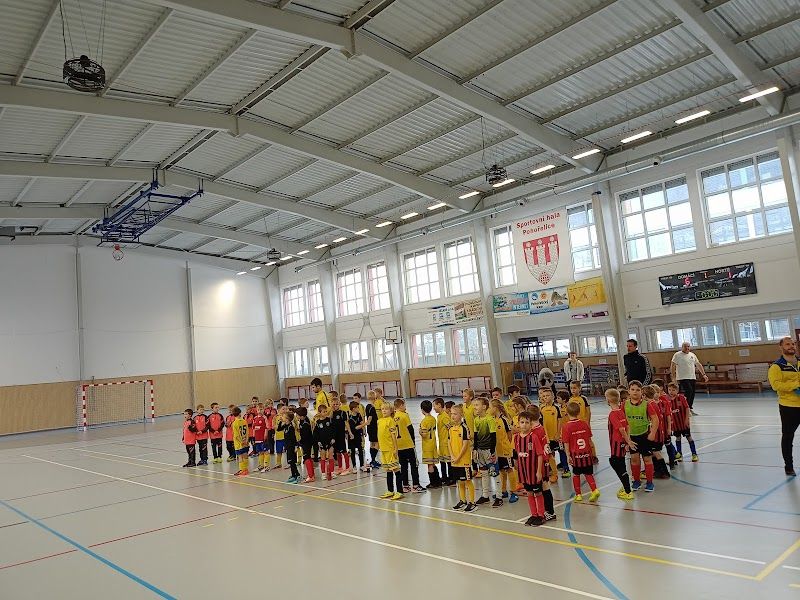Sportovní hala Pohořelice foto 1