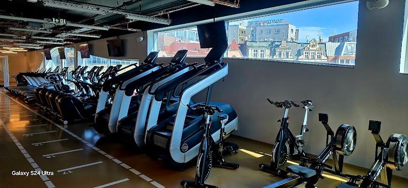 FORM FACTORY fitness center - Fügnerova foto 2