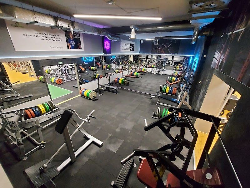 SIMPLY FITNESS foto 1