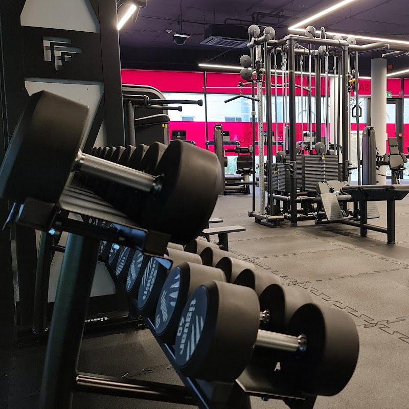 FORM FACTORY fitness center - Vlněna foto 1