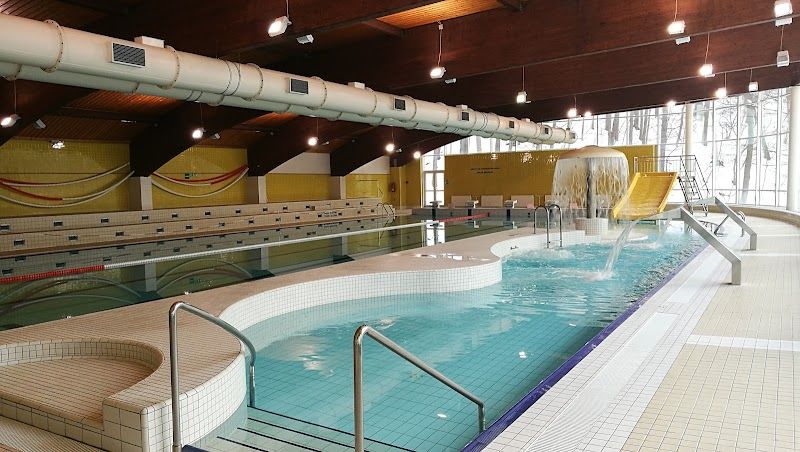 Kotlina Sportovní areál foto 1