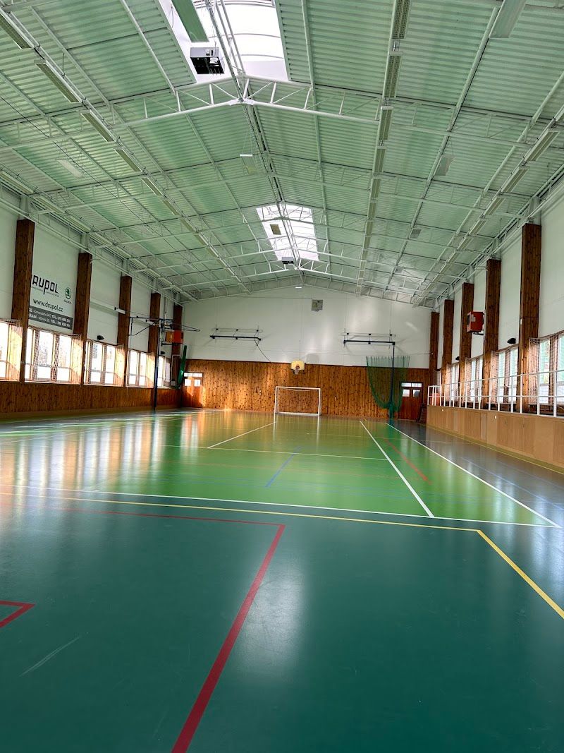 U.B.F – Ultimate Buffi Fitness – Sportovní hala a technické zařízení města Zdice foto 2
