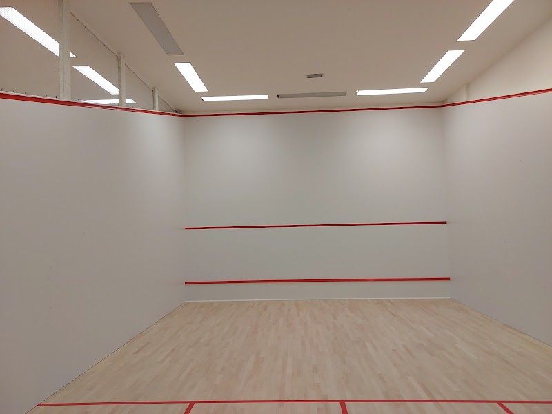 ARBES - squash a fitness centrum foto 1